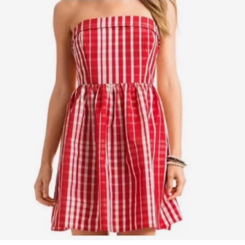 Holiday Vineyard Vines strapless dress - size 8